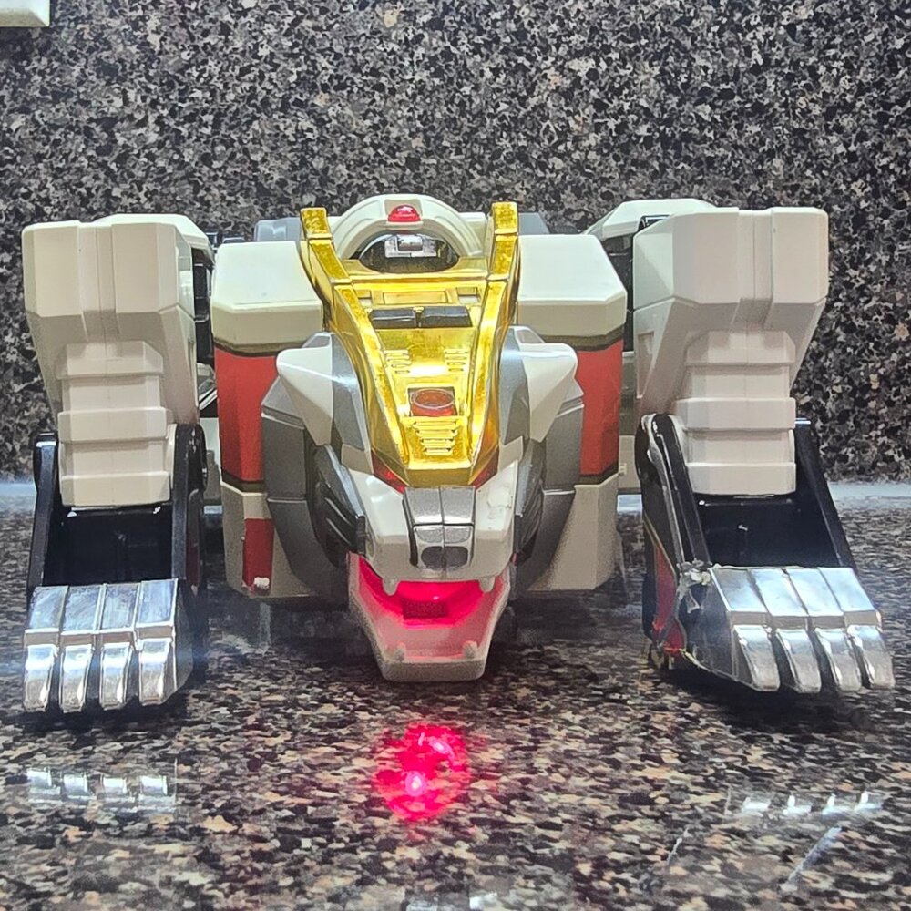 Bandai Mighty Morphin Power Rangers Legacy White Tigerzord 1993